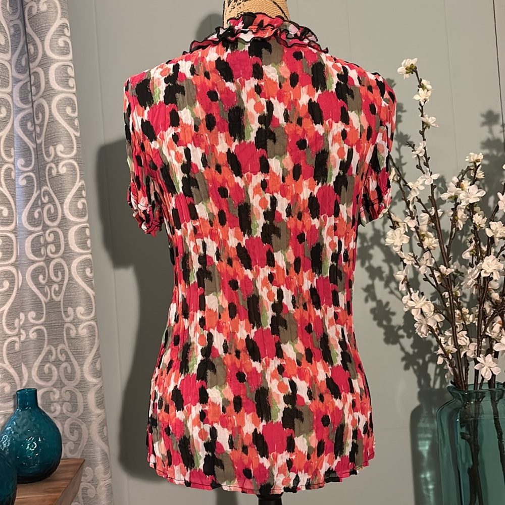 Style & Co Abstract Floral Crinkle Ruffle Blouse - Picture 5 of 9